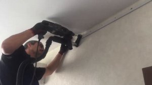 Монтаж багета с пылеудалением