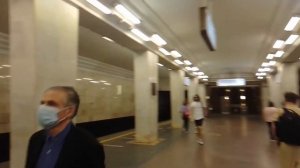 Станция метро "ЛЕНИНСКИЙ ПРОСПЕКТ"