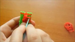 Серце из резинок на рогатке.