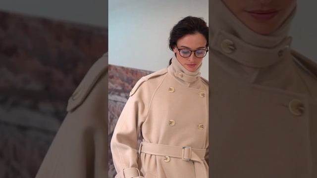 Как ухаживаете за пальто? Отдаете в химчистку или справляетесь своими силами? #shorts смотреть онлайн