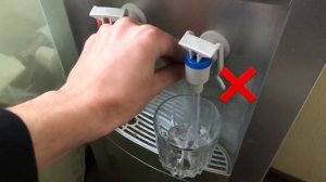 ШОК! ТЕПЕРЬ ВЫ ЗНАЕТЕ КАК НАЛИВАТЬ ВОДУ ИЗ КУЛЕРА