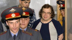 Крах «МММ»: почему рухнула финансовая пирамида Сергея Мавроди?