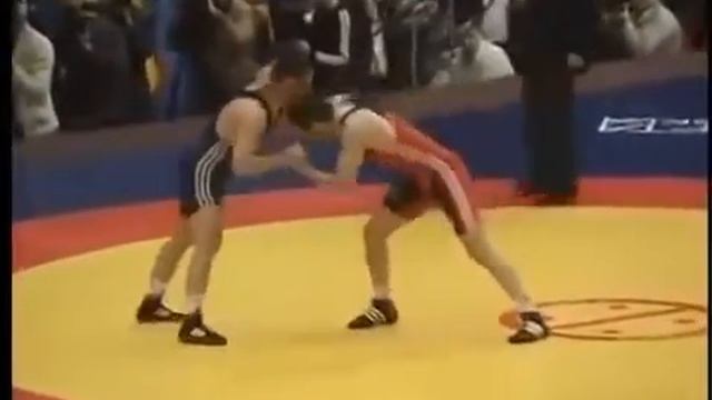 Бувайсар Сайтиев vs Махач Муртазалиев ЧР 2008г. С смотреть онлайн