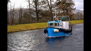 Шотландия. Каледонский канал. HD //  Sailing through the Caledonian Canal in Scotland. 