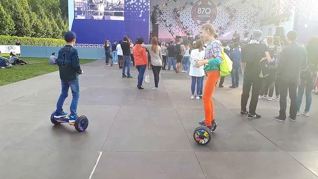 BLOG Фестиваль Вместе Ярче 2017.  Парк Горького. Москва 870.  Танцы на гироскутере!