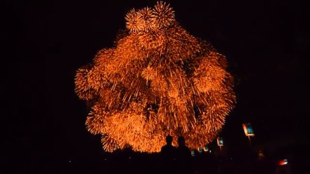 The Worlds Biggest Firework - 42" Yonshakudama смотреть онлайн