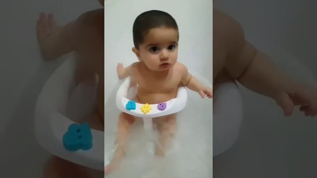 Сиденье для купания младенцев смотреть онлайн