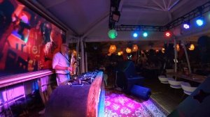 Слушать Микс с саксофоном Syntheticsax - Клубный саксофон живой звук из Бага-Бар