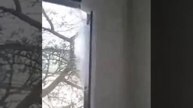 Удаление скотча. Уборка после ремонта. Средства по удалению скотча строительного от пластика. смотреть онлайн