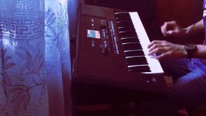 Стас Михайлов - Золотое сердце на синтезаторе KORG PA300 (Демонстрация личного стиля)