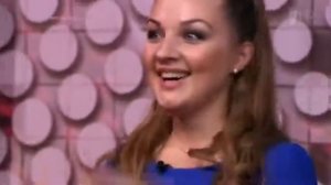 Алина Изотова класно поет