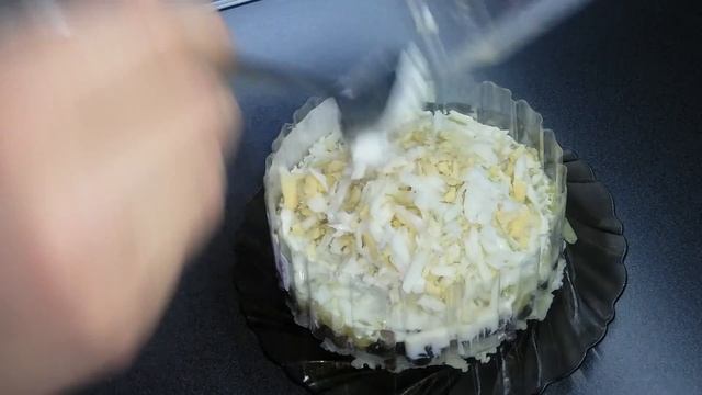 Салат "Лисья шубка" // Нежный салат для любого застолья