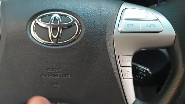 TOYOTA CAMRY 40 Замена кнопок на руле. смотреть онлайн