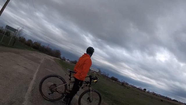 Покатушка по соседним сёлам. Бабенково - Матросовка - Первомайское | April 7, 2023 смотреть онлайн