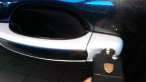Porsche Cayenne (Порше Кайен): Как открыть машину ключом?