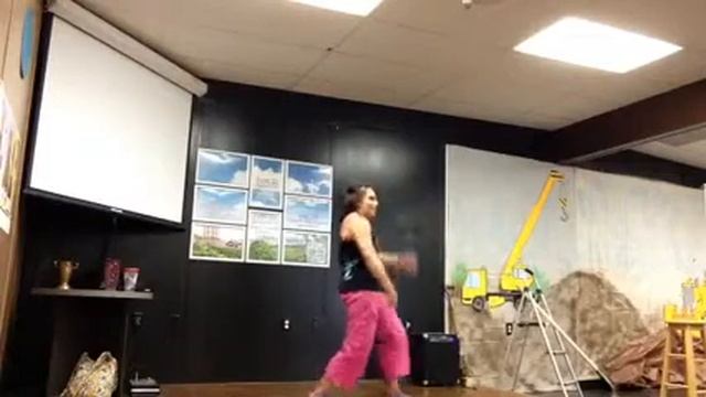 Zumba class with Kim смотреть онлайн