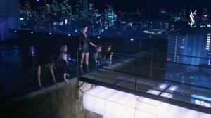 Yves Saint Laurent Black Opium starring Zoë Kravitz (2018)