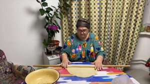 Москва! Алишер и мама Люся приготовили Ханум (урама манты или рулет на пару)