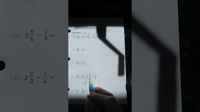 Kumon Math Level E Subtraction of Fractions - techniques when subtracting mixed numbers смотреть онлайн