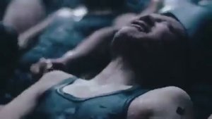 Новая мозговыносящая японская реклама крыши