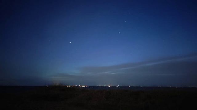 Сияние за облаками. Ночь 24-25 апреля. Северный берег острова Котлин. смотреть онлайн