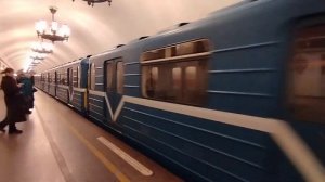 Перегонка 81-717/714 «Номерной» по «Нарвской»