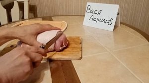 Вася Акрилов. Тест ножа  фирмы "Нокс"  Кондор 2. Сталь D2. Колющий обычный, и с  проворотом.