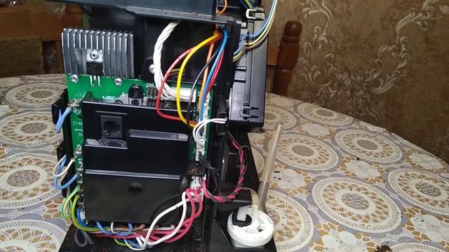 Кофемашина не включается, выключается, не загружается, не проходит тест - Melitta Caffeo Solo Milk