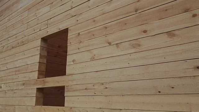 Идёт монтаж дома под усадку,стены брус,кровля под профнастил,смотрим и ставим лайки