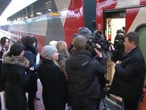 Первый двухэтажный поезд из Самары в Москву
