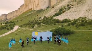 Ко дню флага крымскотатарского народа. Ансамбль «Йылдызлар» руководитель Майе Анафиева