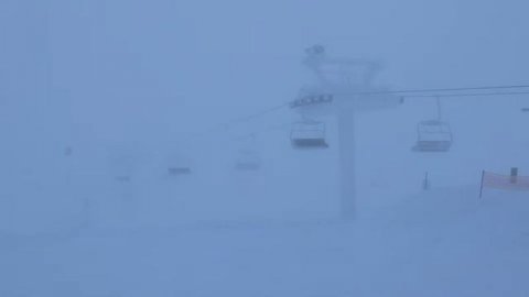 КИРОВСК: панельная зима