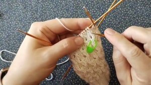 Простой, ажурный, легкий узор  для  весенних носочков. Узор для кругового вязания.