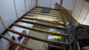 Утепление стен гаража пенопластом 100 мм, балкон в #гаражмечты №11