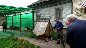 Металлический козырёк с поликарбонатным шифером