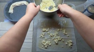 Улитка из теста Фило. Выпечка с творогом.