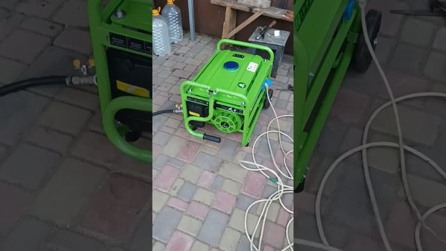 Газовый электрогенератор. Замена аналогового вольтметра на цифровой мультиметр. смотреть онлайн