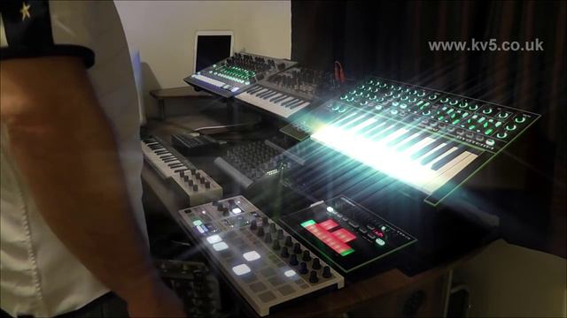 Live Synth Jam - Roland TR-8 Drum Machine Aira TB-3 System 1 Microbrute Arturia Beatstep Pro Spark смотреть онлайн