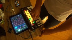 Trance Music - Test with Novation LaunchKey MINI