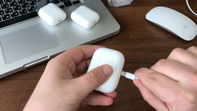 Как синхронизировать наушники airpods pro. Аирподс 1 поколения. Коробки аирподс первого поколения. Новые аирподс. Аирподс про и аирподс про 2.