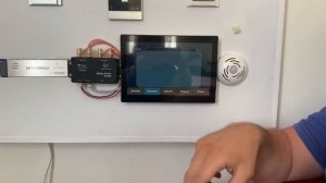 Новая 10" панель Умного Дома от Larnitech (Германия).