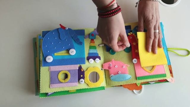 Развивающая мягкая книжка из фетра на заказ