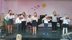 Ансамбль скрипалів у складі Чернишова Поліна, Зоріна Софія, Завадський Богдан, Мельник Поліна, Савч