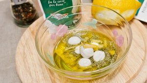 Канапе с моцареллой к шампанскому