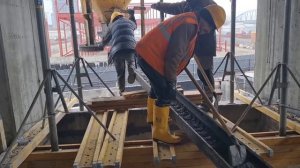 Армирование и  монтаж монолитной лестницы с поворотом  360° #бетонная лестница