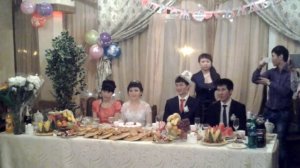 восточный танец на киргизском свадьбе!!!!!