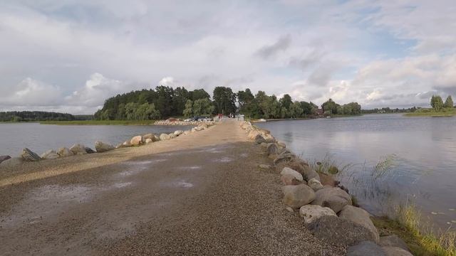 Путешествие на автомобиле к озеру Селигер. Мужской монастырь Нило-Столобенская пустынь. смотреть онлайн