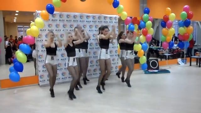 Номер "Звезда папа рации" смотреть онлайн