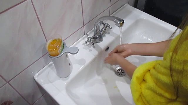 Диспенсер для жидкого мыла. смотреть онлайн