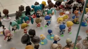 Первый в жизни поход в аниме магазин!